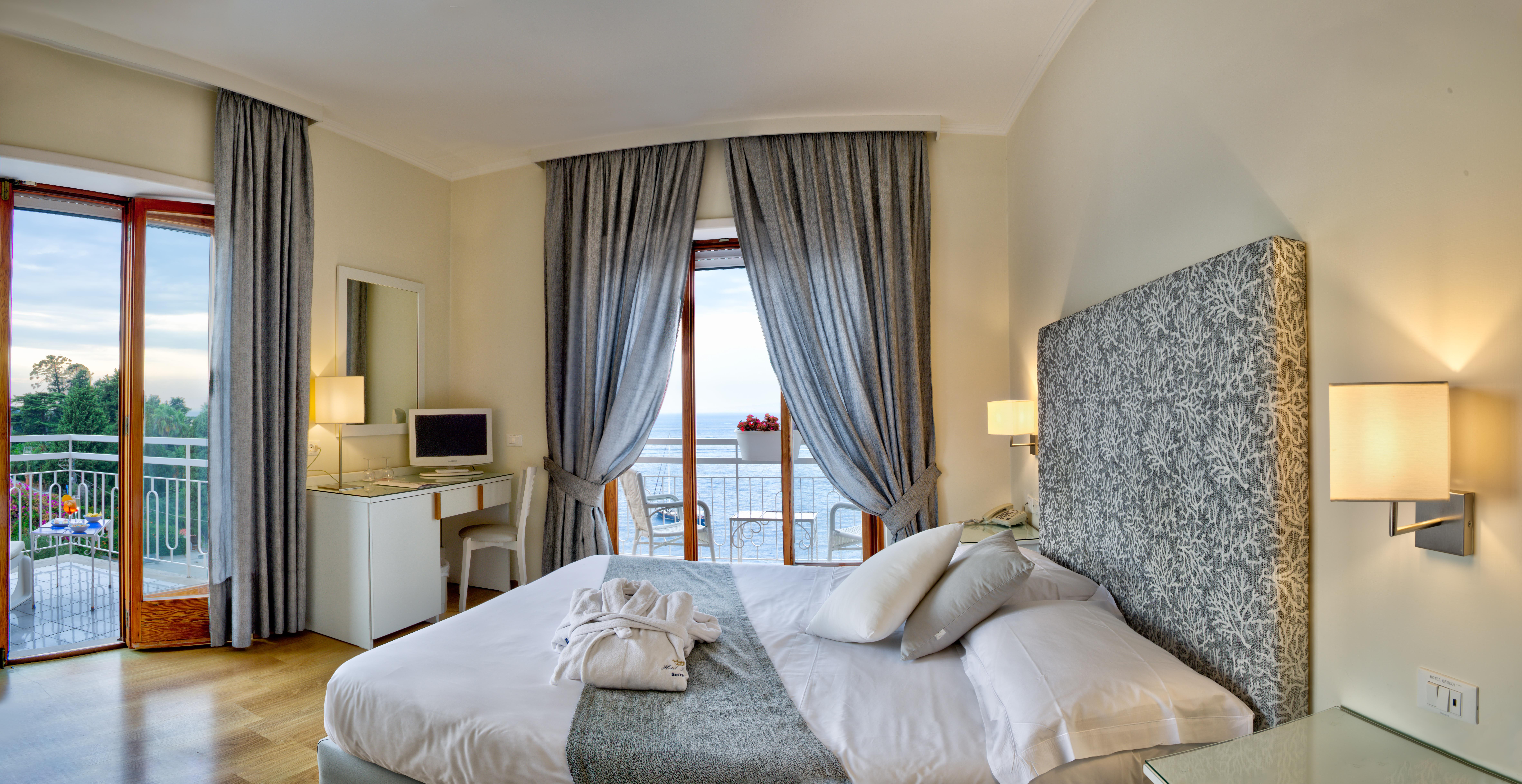 Boutique Hotel Regina Sorrento Ngoại thất bức ảnh